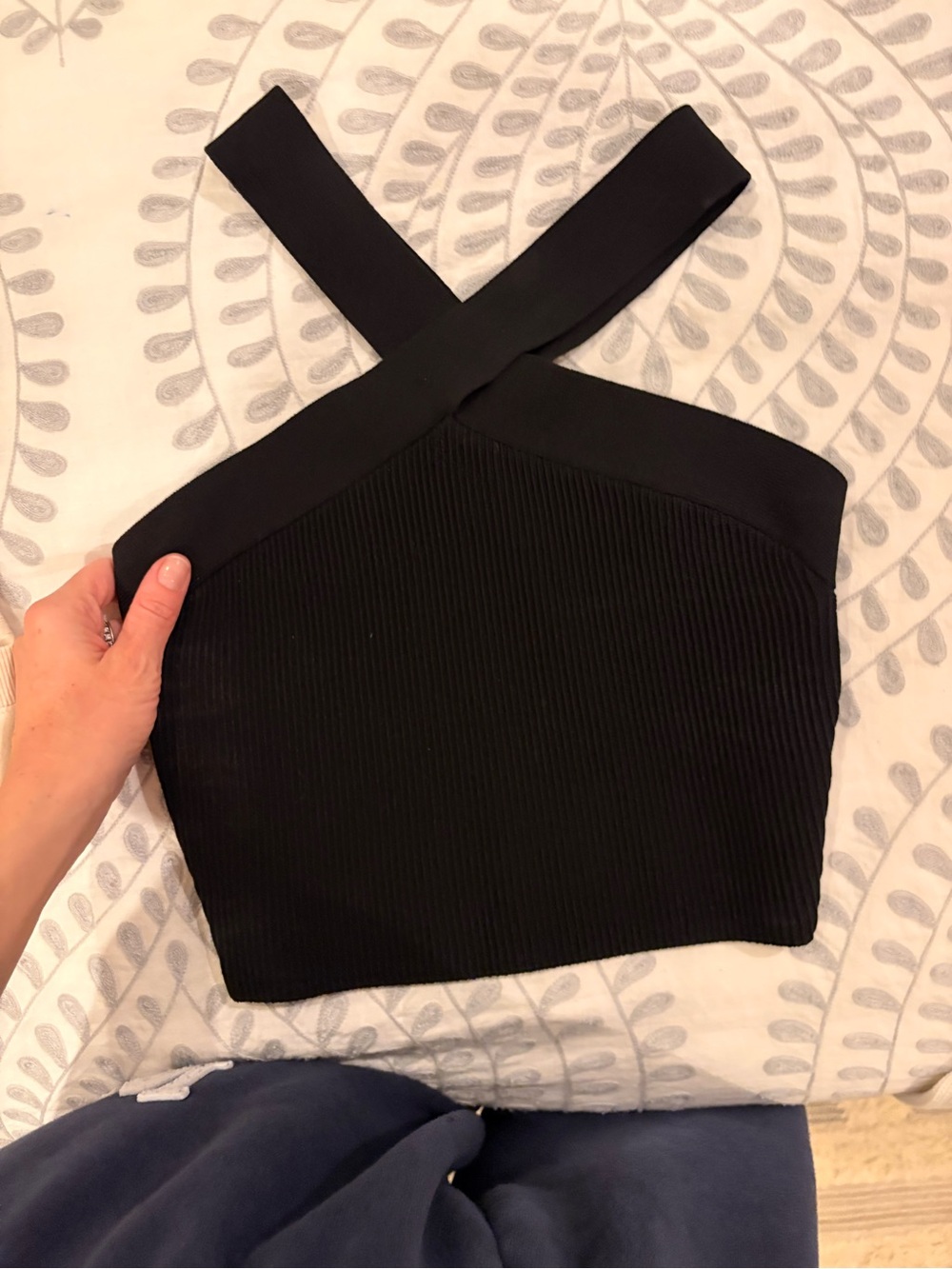 Aritzia Babaton Cross-Strap Ribbed Crop Top